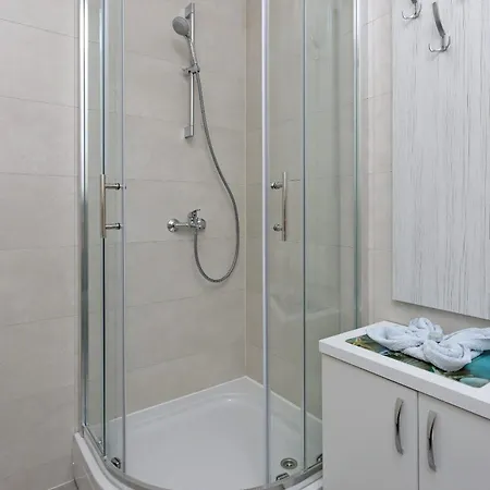 Сasa de vacaciones House With A Parking Space Jakov Polje, Novi Vinodolski - 24824 Klenovica